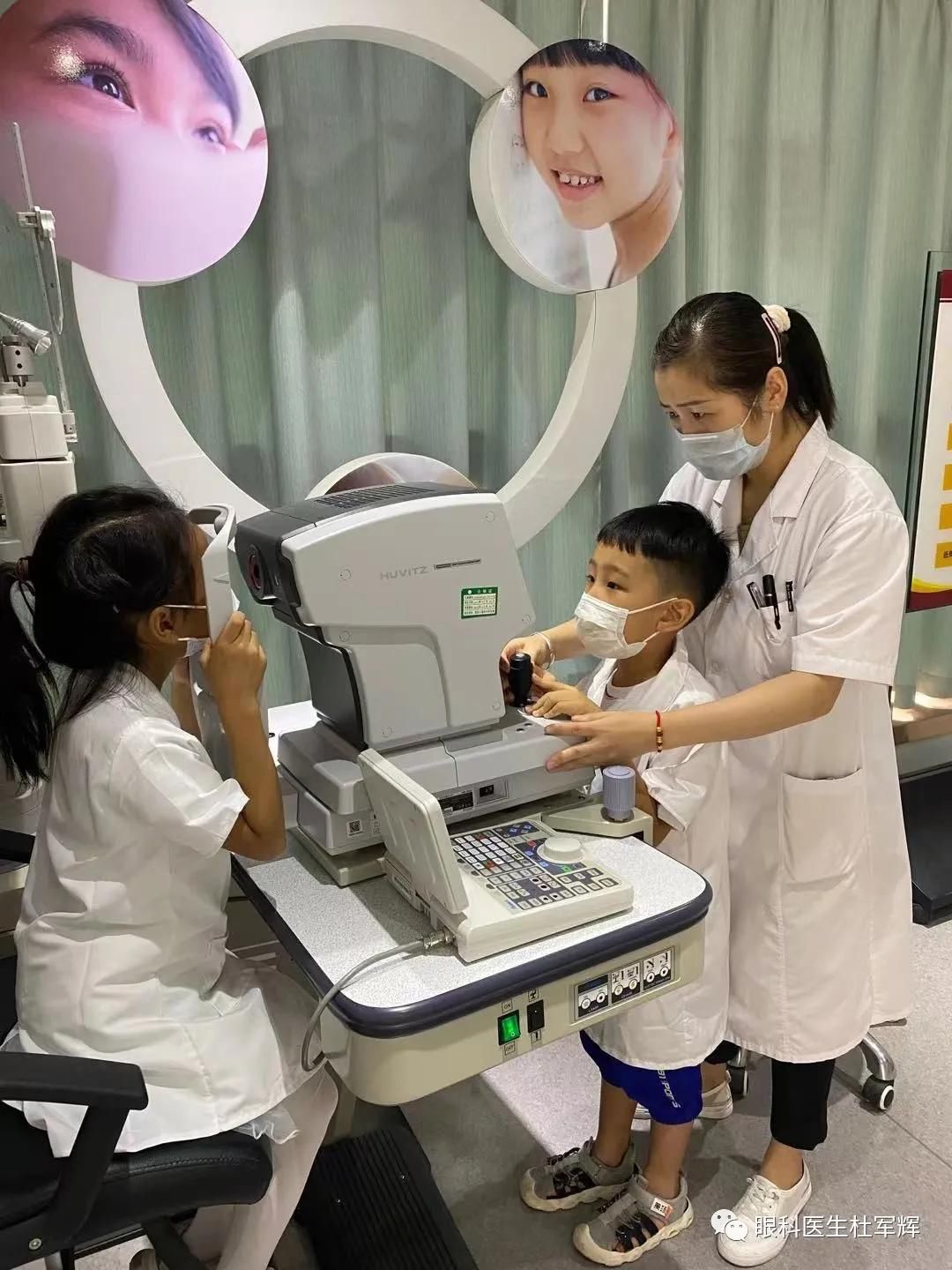【图片新闻】迎十四运庆医师节——“小小眼科医生”公益活动！
