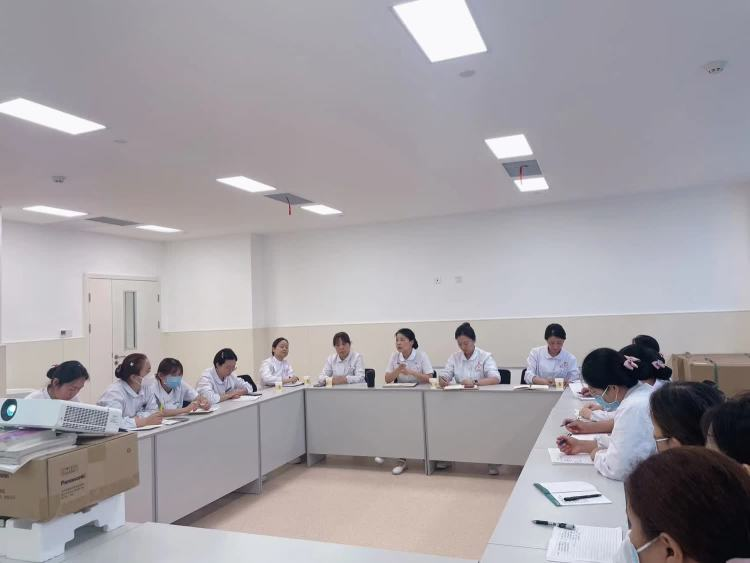 专业协作聚力 促进患者健康 专业协作聚力 促进患者健康