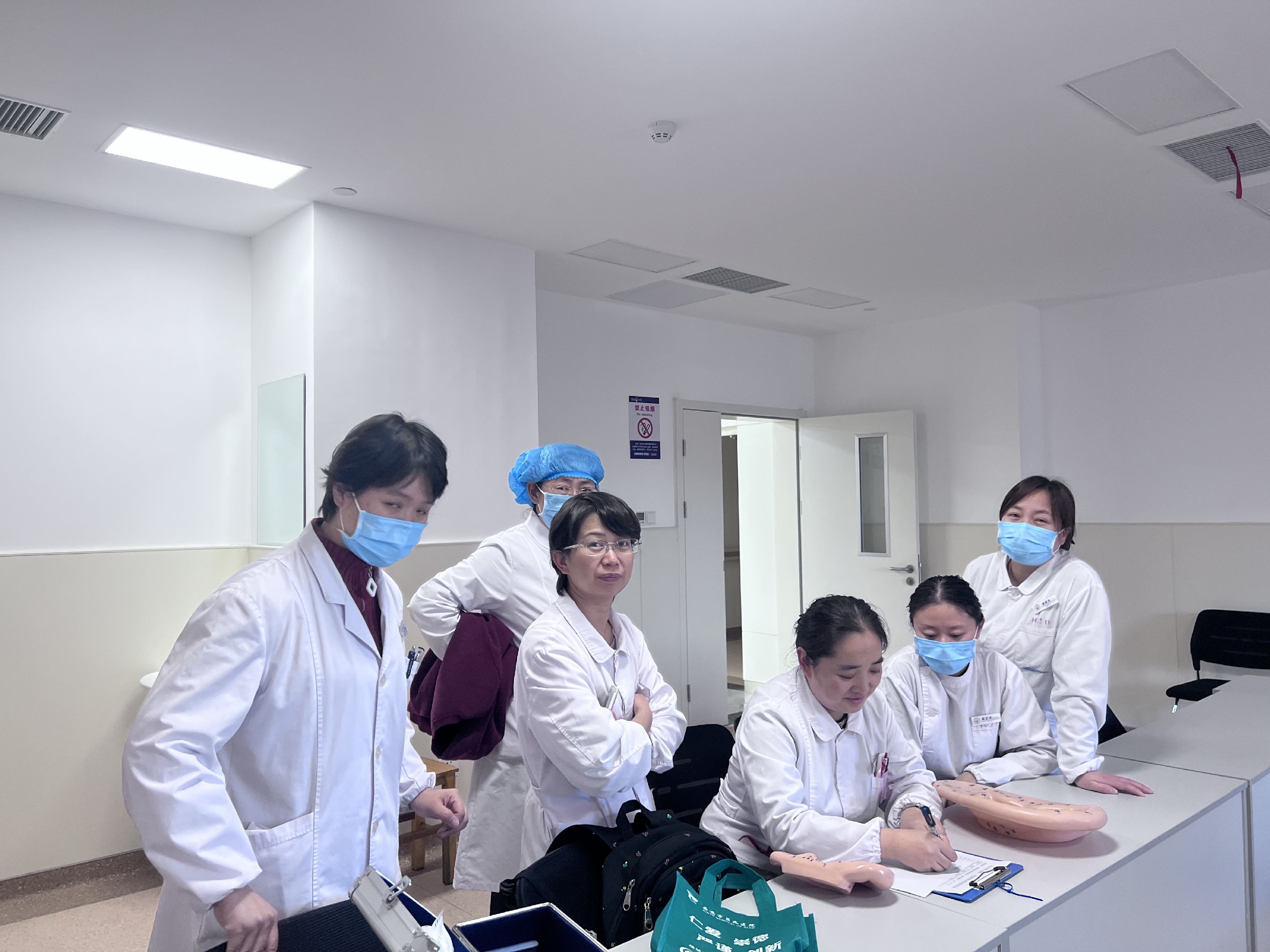 夯实中医技能 提升服务效能 夯实中医技能 提升服务效能