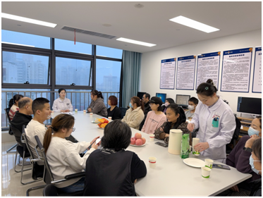 以患者需求为导向,在护患沟通中提升服务质量!——烧伤整形美容科召开2024年第一期公休座谈会 以患者需求为导向,在护患沟通中提升服务质量!——烧伤整形美容科召开2024年第一期公休座谈会