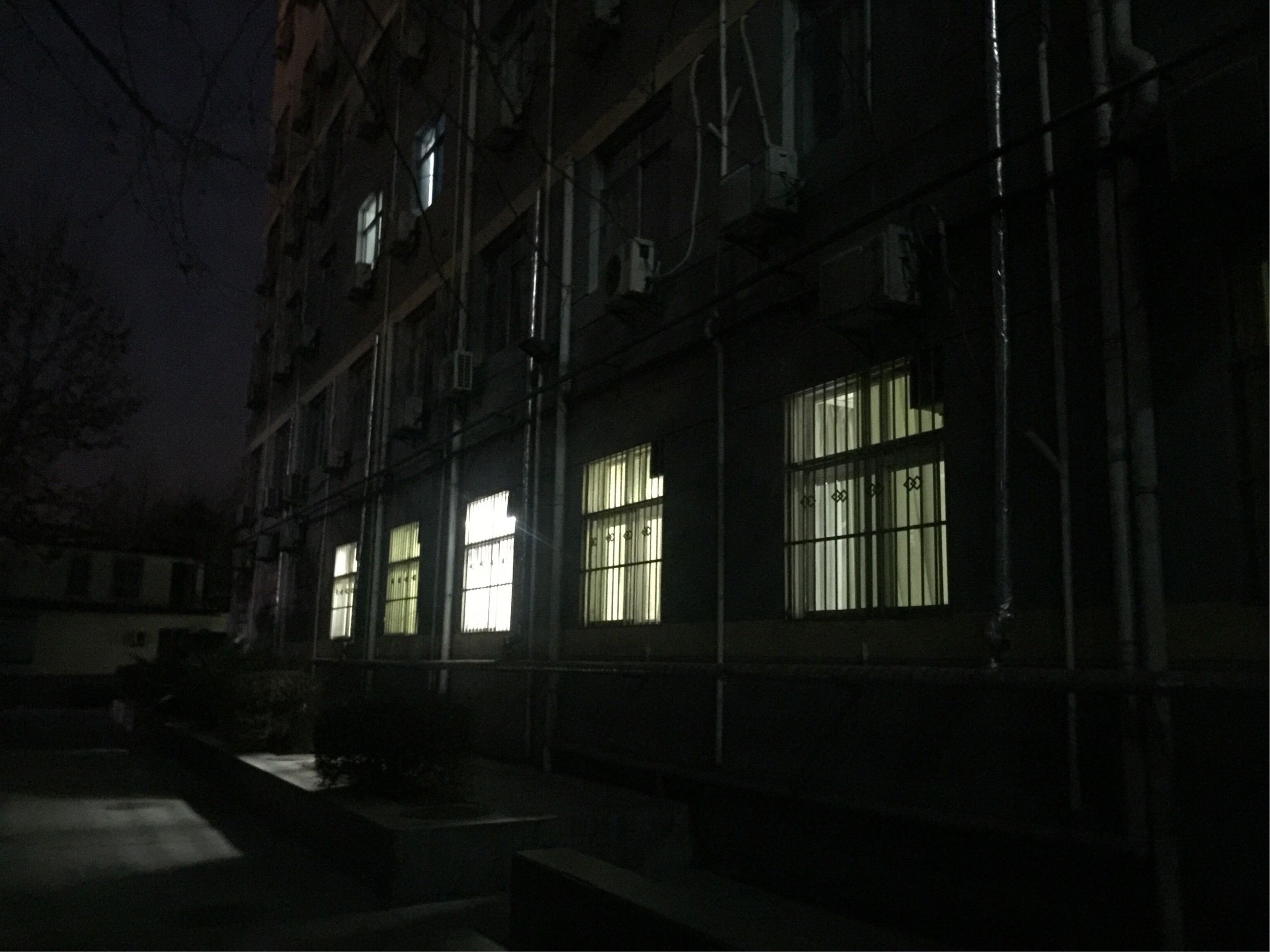 春节暖心故事 -- 春节诸事“佩琦”工作永不打烊 春节暖心故事 -- 春节诸事“佩琦”工作永不打烊