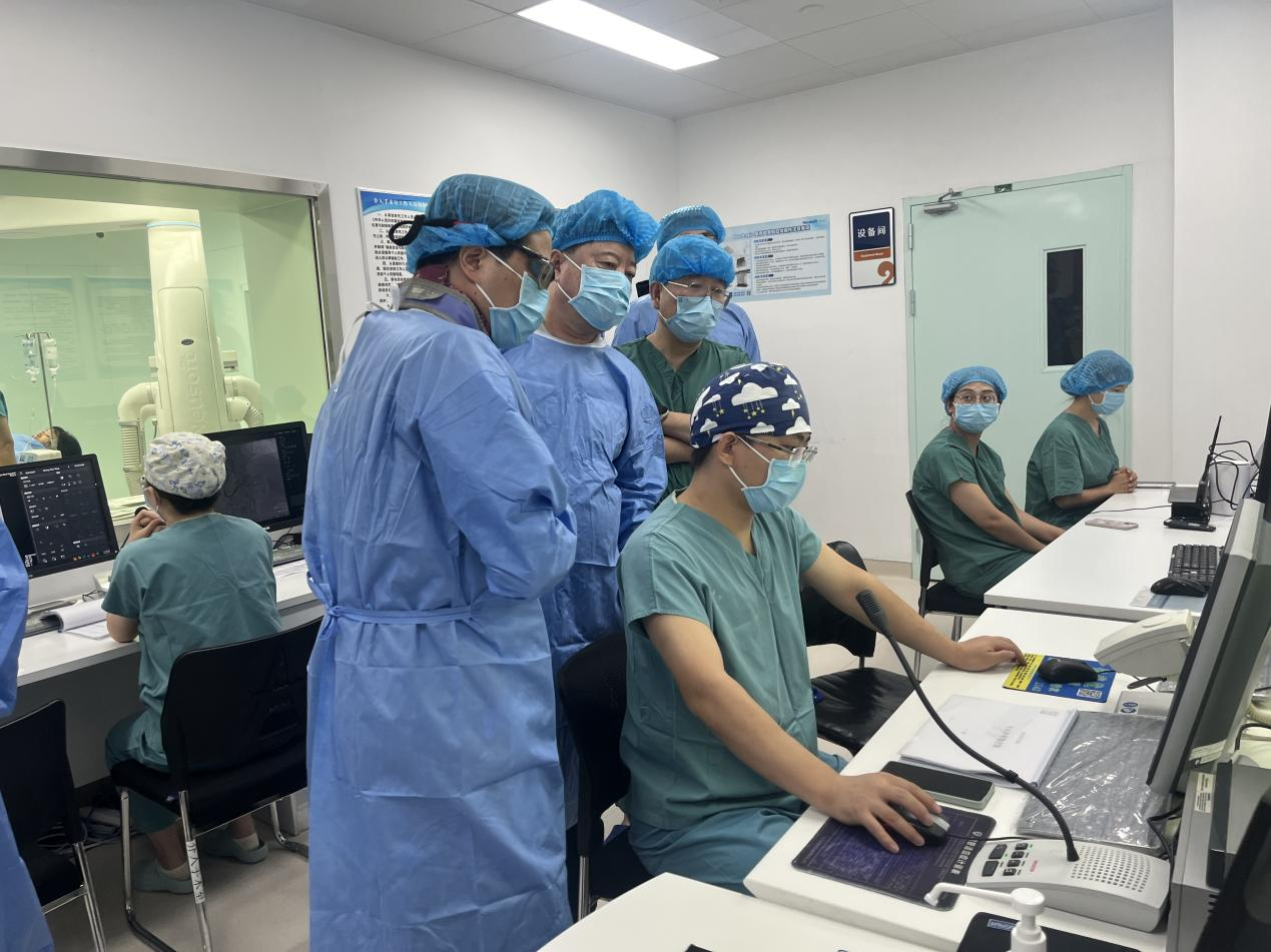国家卫健委能力建设和继续教育神经介入专家组莅临西安市第九医院调研督导工作 国家卫健委能力建设和继续教育神经介入专家组莅临西安市第九医院调研督导工作