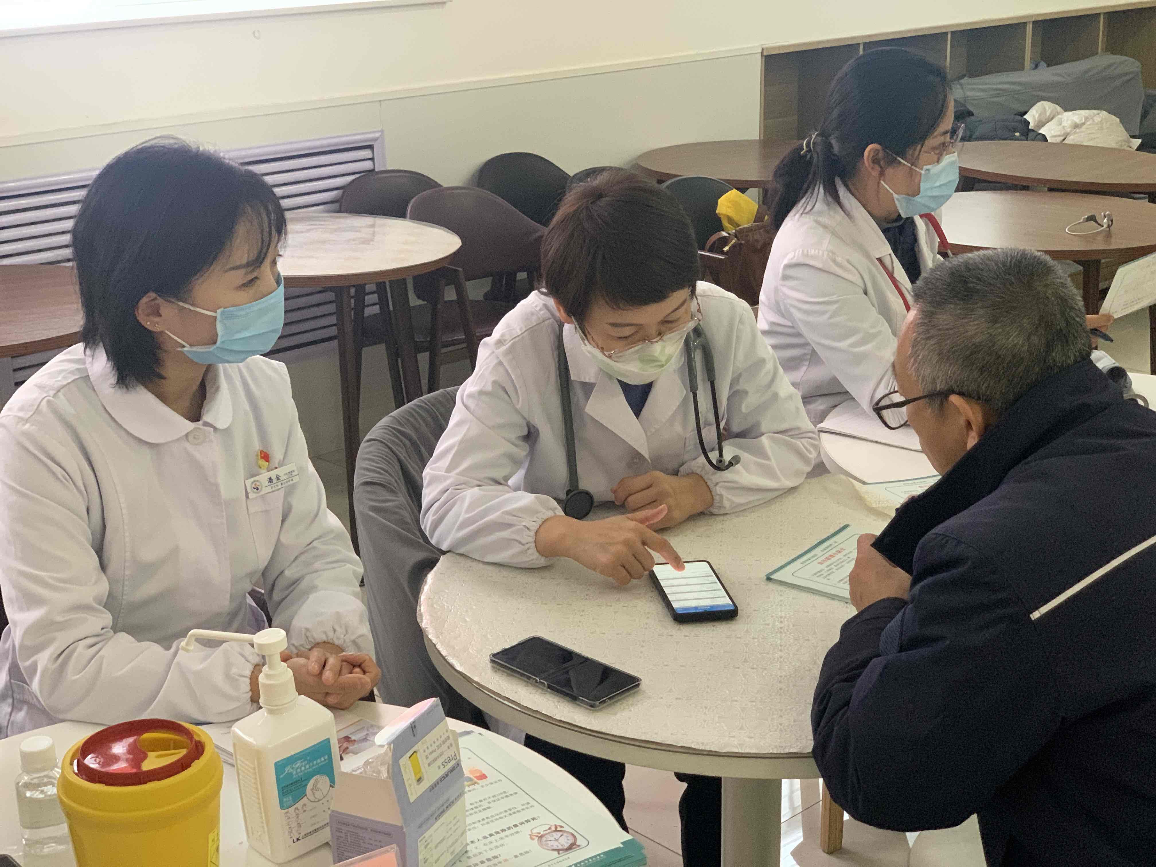 情暖冬至,为铁路一线职工送温暖 情暖冬至,为铁路一线职工送温暖