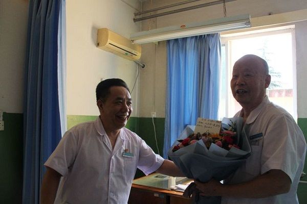 西安市第九医院用这样的方式度过首个“中国医师节”
