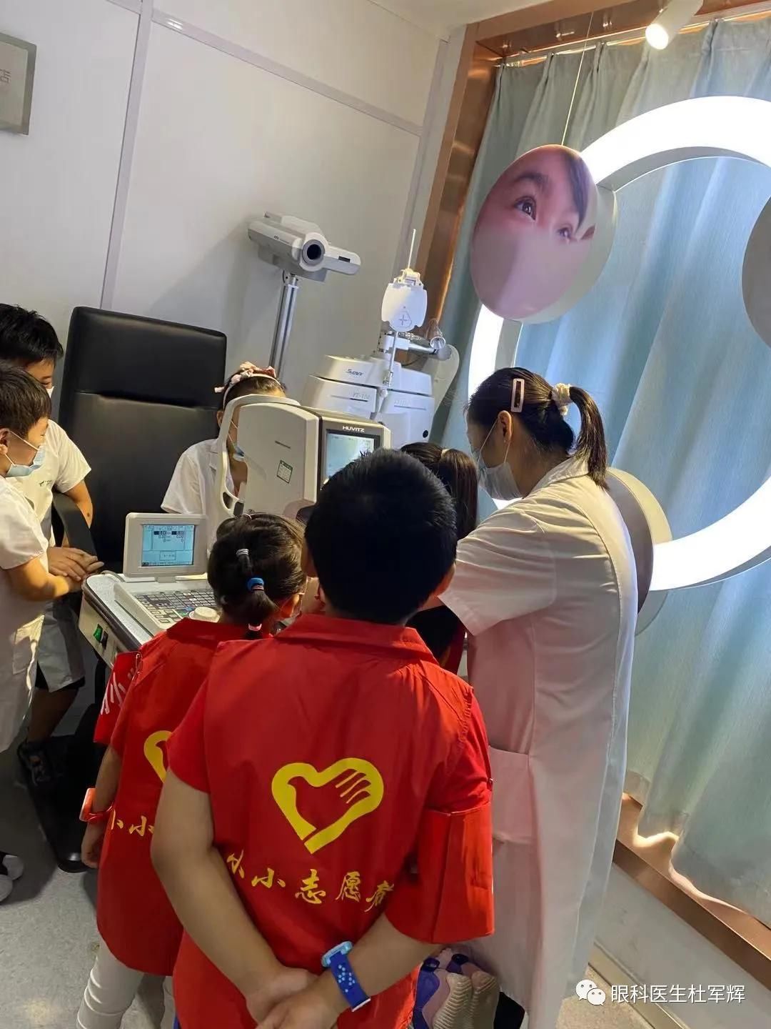 【迎十四运庆医师节】“小医生”和“小义工”活动! 【迎十四运庆医师节】“小医生”和“小义工”活动!