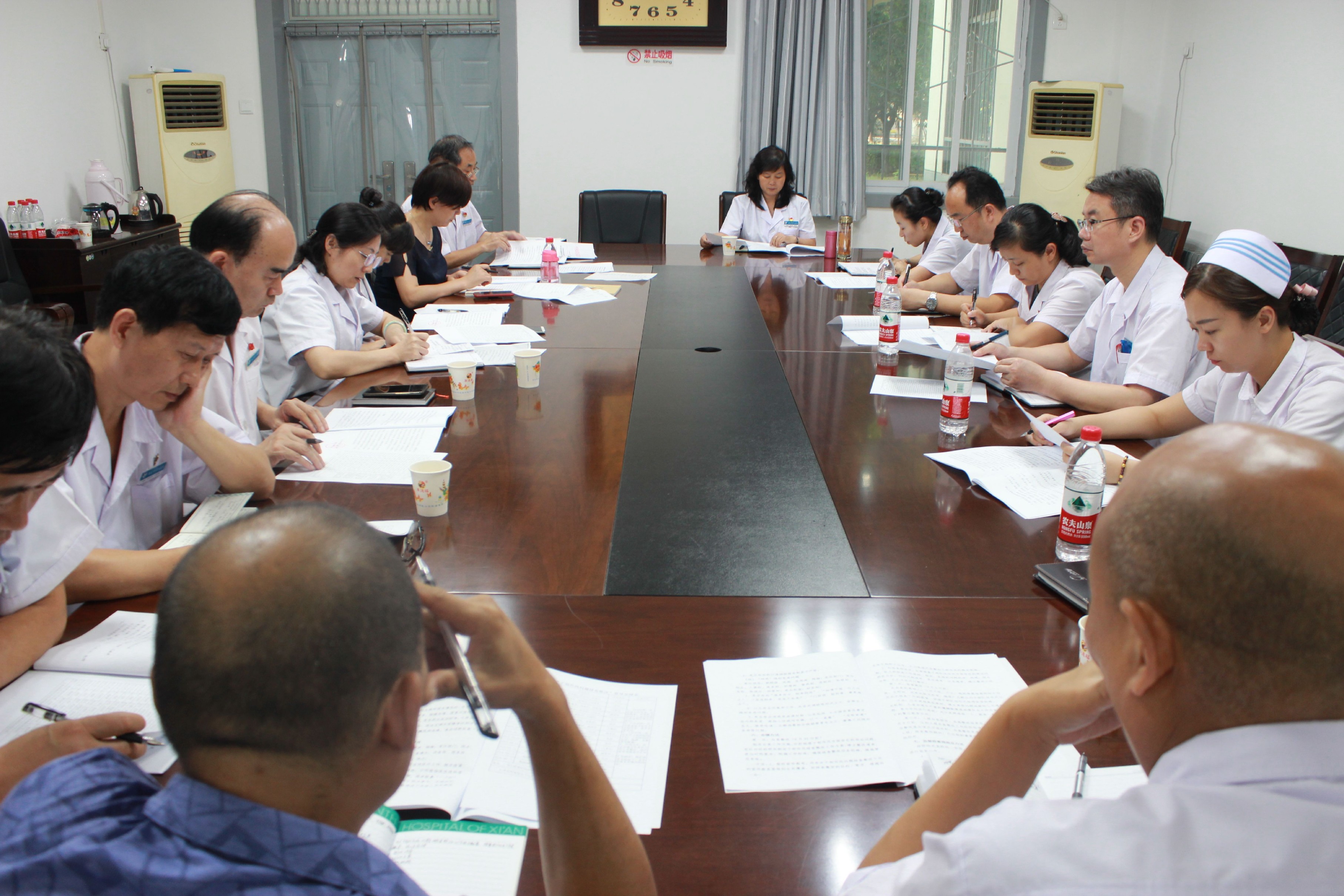市九院召开党委会及职能科室中层专题会议安排部署干部作风问题排查整改工作 市九院召开党委会及职能科室中层专题会议安排部署干部作风问题排查整改工作
