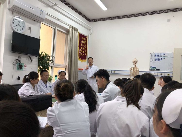 【业务考核】我院举行三季度医务人员三基知识理论考试 【业务考核】我院举行三季度医务人员三基知识理论考试