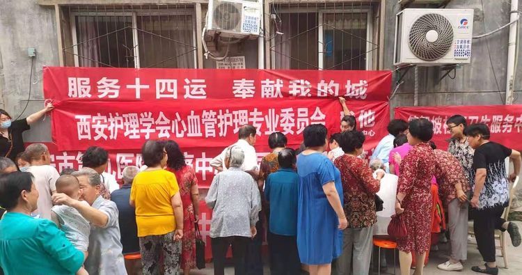真情服务暖民心——义诊活动进社区 真情服务暖民心——义诊活动进社区