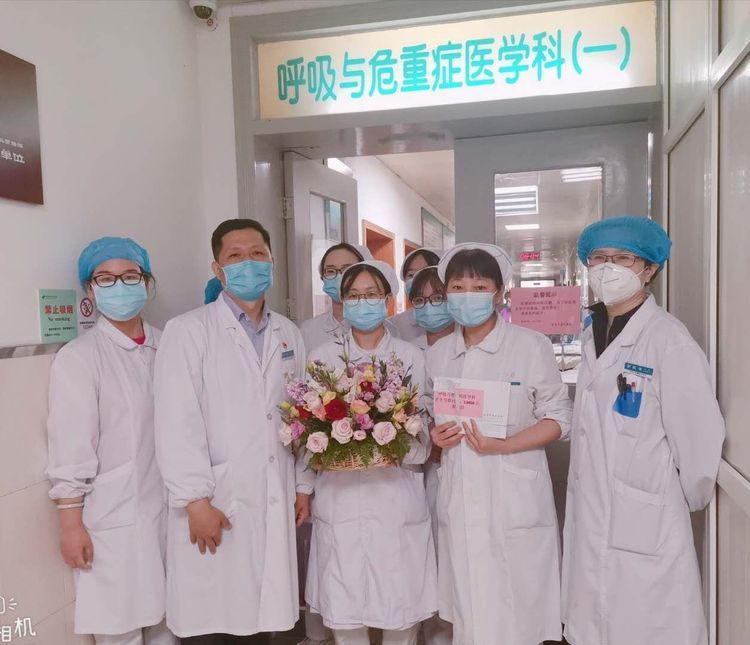 西安市第九医院组织慰问一线护理人员 西安市第九医院组织慰问一线护理人员