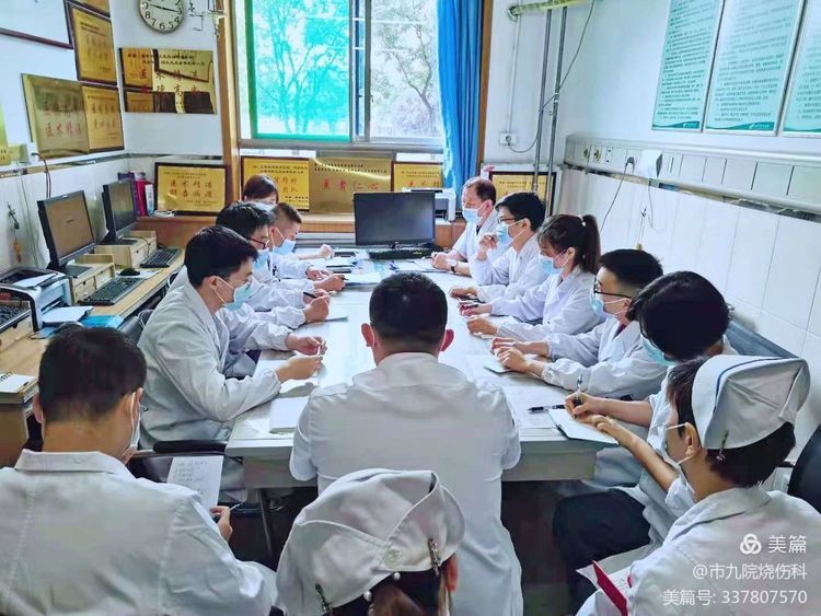 烧伤整形科治愈1例烧伤面积80%合并烧伤脓毒症重症患者 烧伤整形科治愈1例烧伤面积80%合并烧伤脓毒症重症患者