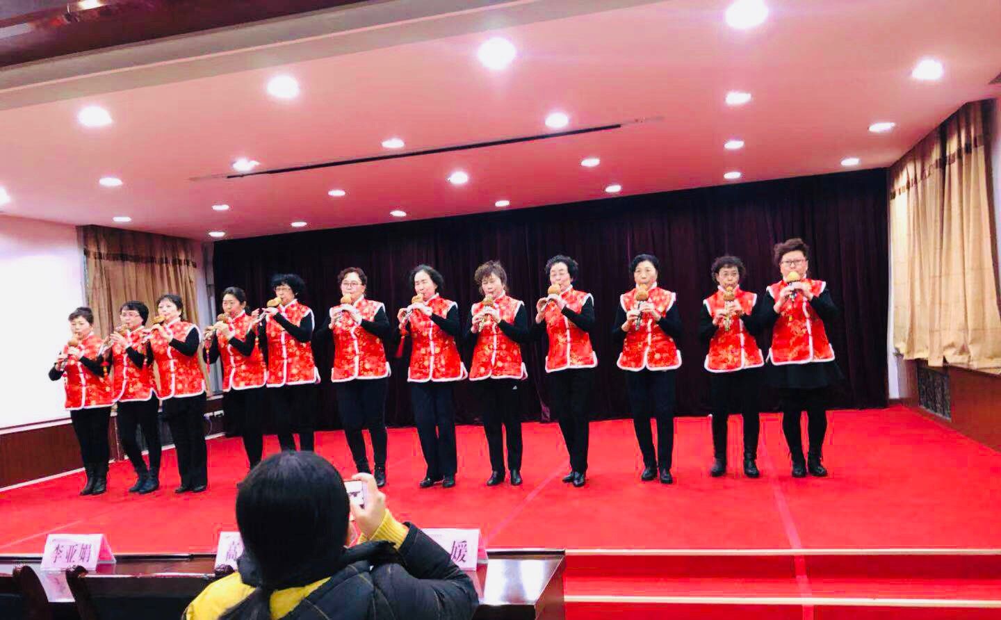 迎新春 送温暖 迎新春 送温暖