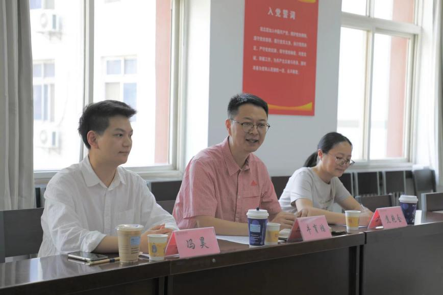 与西安医学院护理与康复学院交流座谈会 与西安医学院护理与康复学院交流座谈会