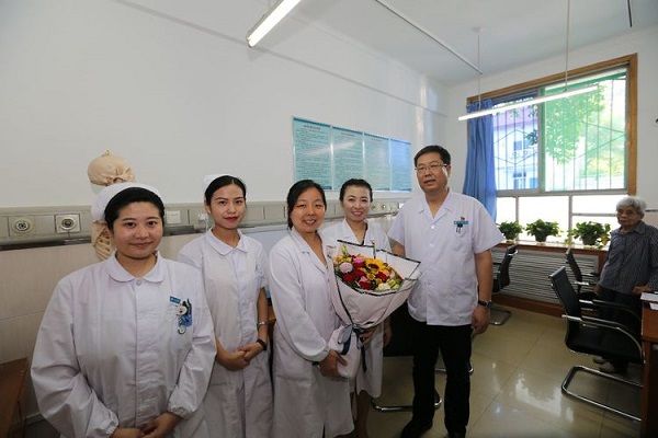 西安市第九医院用这样的方式度过首个“中国医师节”