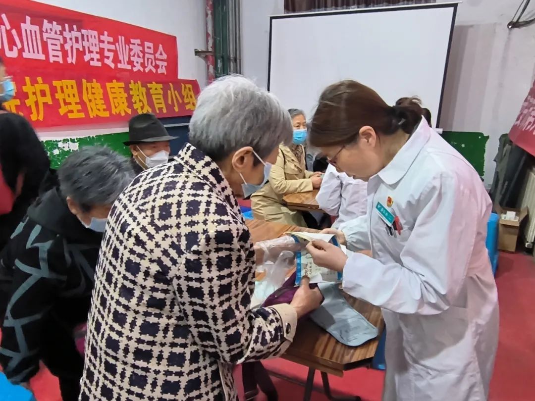 【义诊活动】西安市第九医院心血管病院走进理工大社区 【义诊活动】西安市第九医院心血管病院走进理工大社区