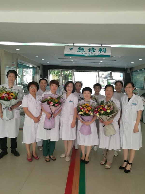 西安市第九医院用这样的方式度过首个“中国医师节”