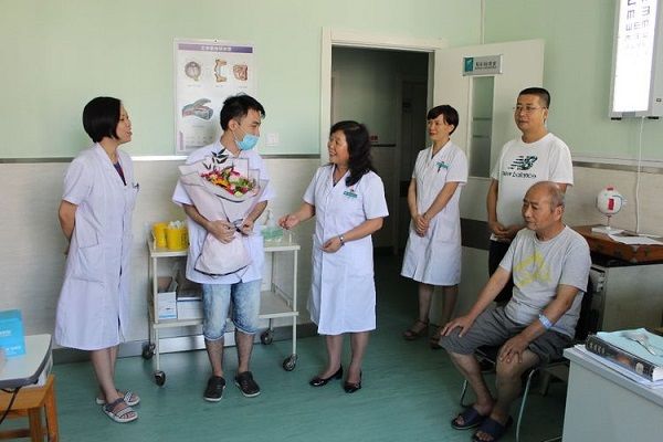 西安市第九医院用这样的方式度过首个“中国医师节”