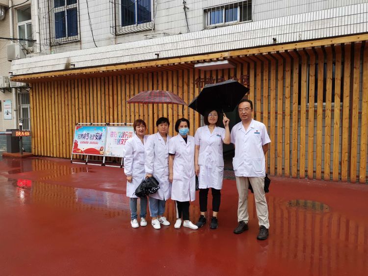 多科联合检查 助力生活垃圾分类在起始日顺利推进 多科联合检查 助力生活垃圾分类在起始日顺利推进